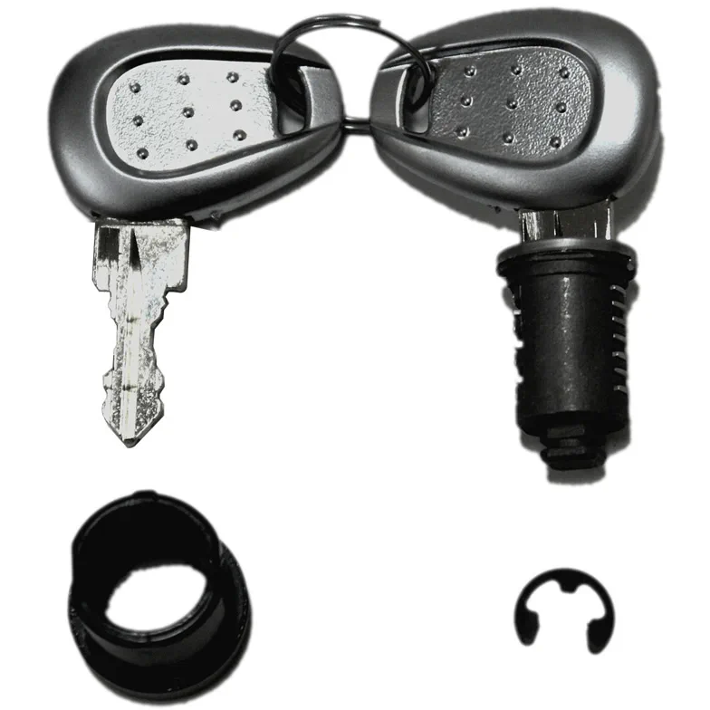 0717d0a2aaf06ce7758389d928e914f26dc5fc8e_322_Z661A Givi Key for case lock with silver handle - Tillbehör & reservdelar
