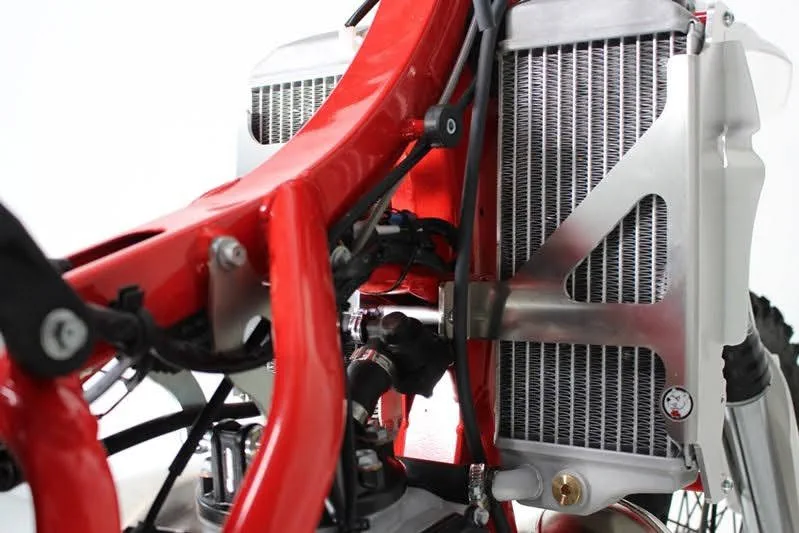 AXP Radiator Guards Beta 125RR/200RR/250RR/300RR 20-23 - AXP Racing - Kylarskydd