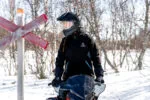 AMOQ Recoil Kolfiberhjälm med elvisir Blackout