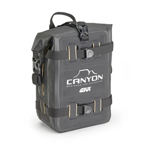 Givi /8 Lt Saddle Engine Guard And Cargo Bag