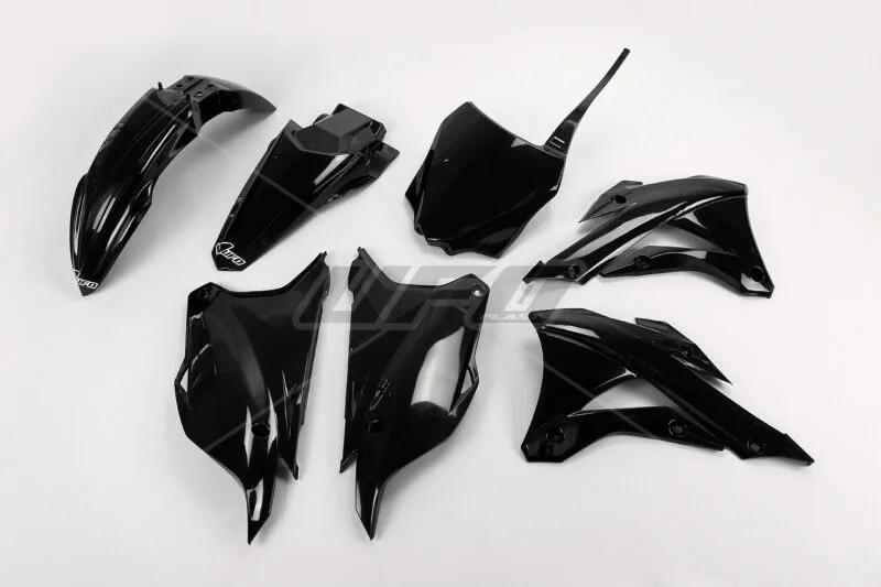 36fefeb89588a0cc852b56da45ec0d5163f1f51c_650_K222_001 UFO Plastkit 5-delar Svart KX85 14-21