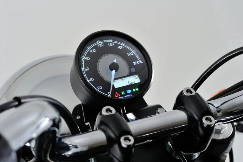 Daytona Velona 80 speedometer 0-200KM/H black - Instrument & mätare