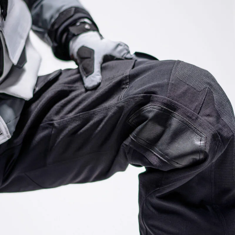 Leatt Byxa ADV DriTour 5.5 Stealth Svart/Grå