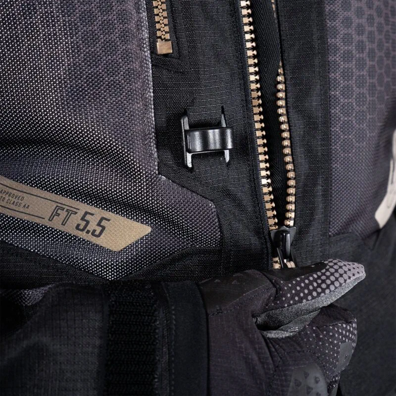 Leatt Jacka ADV FlowTour 5.5 Stealth Svart/Grå
