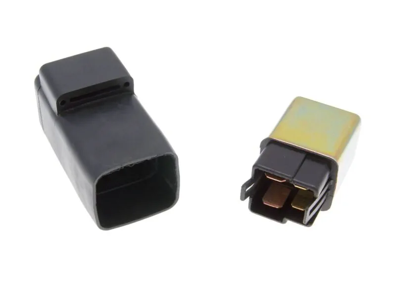 68761bdf2d84b82f7ead161d08e078379c6b71e8_303_3232 Startrelä Universal 12V 40A Kymco / PGO / Yamaha 4-T - No Name
