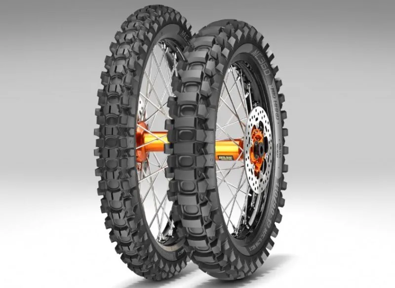 75a0a40b82318f95dde2e99a493f1911a0edf860_34_27627 Metzeler MC360 Mid Hard 120/100-18 M/C 68M MST R