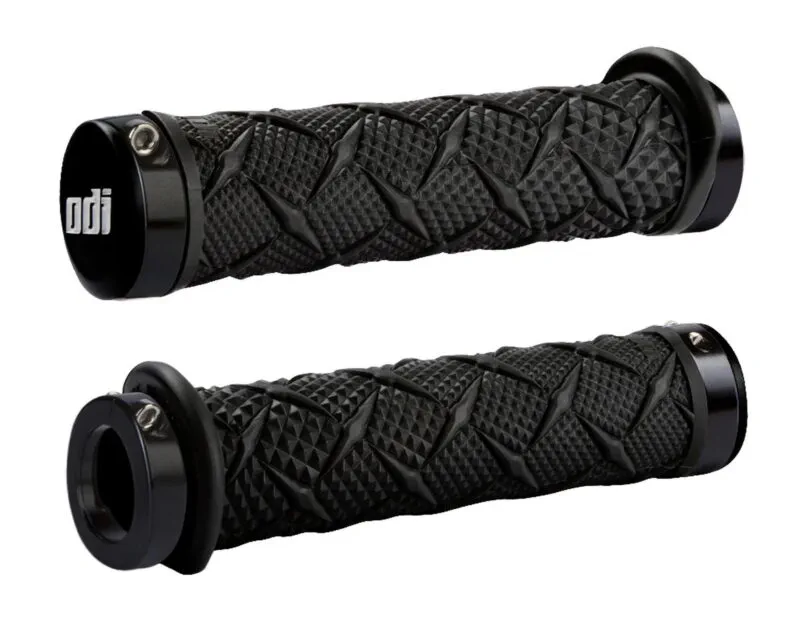 J30XTB-B ODI ATV DUAL LOCK-ON GRIPS X-Treme Grip Black w/Black Clamps - Handtag