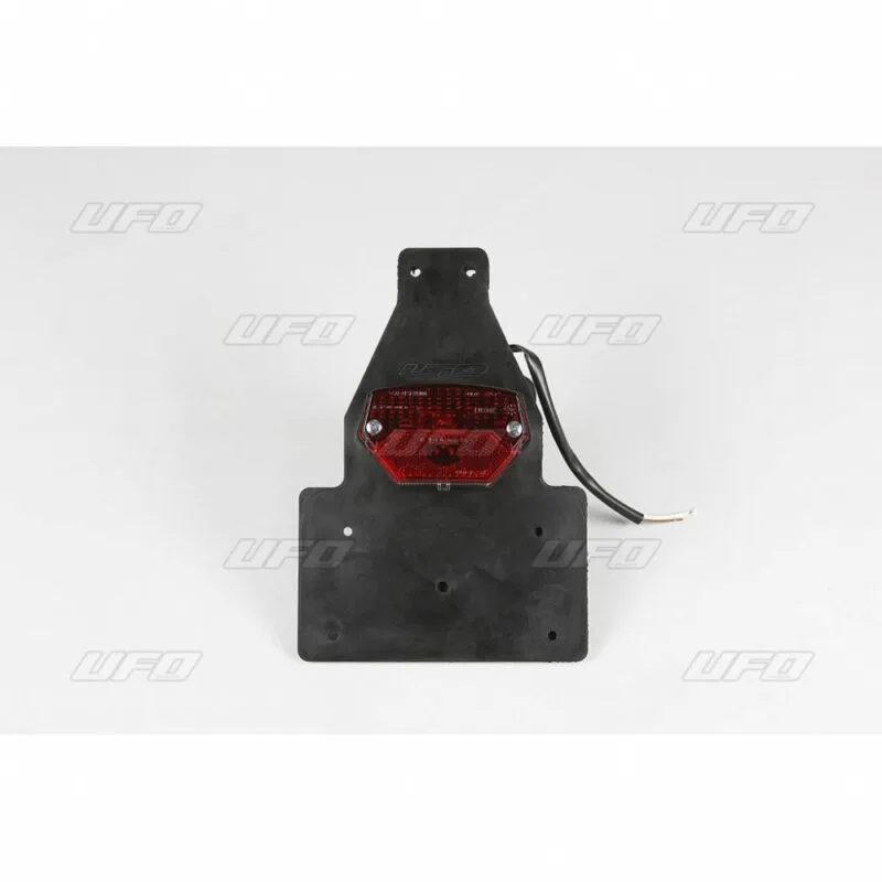 beca39039aa95b7d8792cc2294740236155451c8_650_8028_K UFO Nummerplåt bak veteran slutdel+lampa Svart - Skärmar