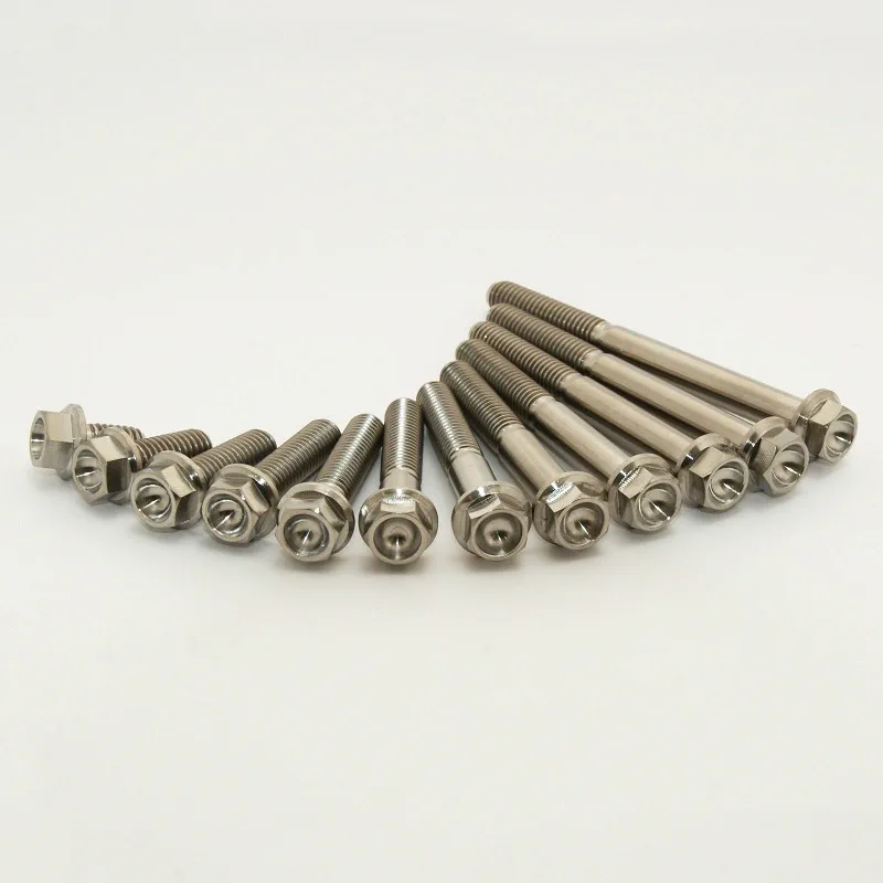 c0154bf7cc23650e7ad9a14971cdcc80b74e005e_430_STIM6X20_02 Scar 2 x Titanium hex head flange bolt M6 x 20 - titanium Gr5-Ti - Bultar & fästelement