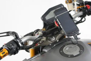 Daytona mountbar+USB socket handlebar clamp mount type