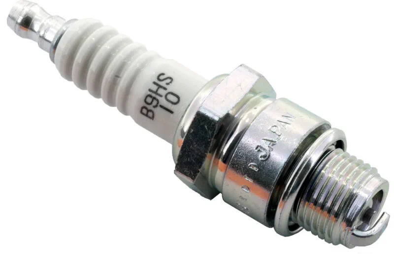 df41f9f75647a44054fa7ad66fc16d2aa8c0e6f6_13_3626 NGK Tändstift B9HS-10