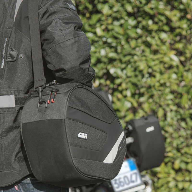 Givi Left Side Bag With 3-Point Attachment