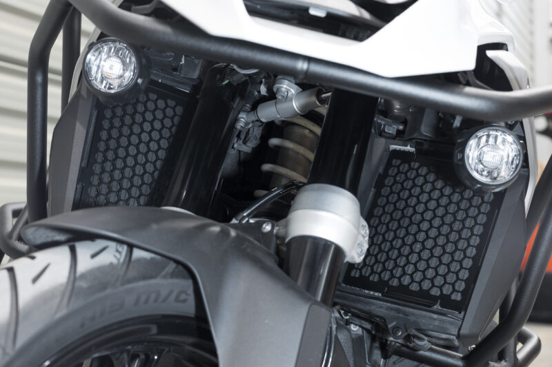 Yakk EXP Radiator guard BMW R1300 GS (23-) black