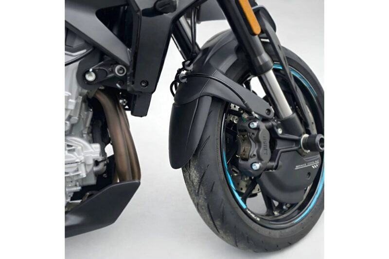 Puig Front Fender Extension Cfmoto 675Nk 25'- C/Black Puig Front Fender Extension Cfmoto 675Nk 25'- C/Black
