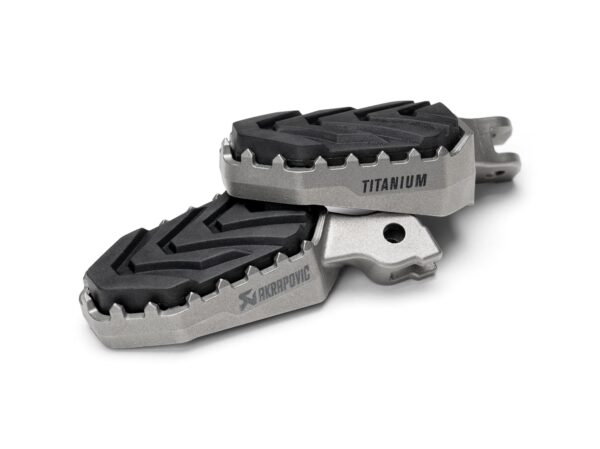 Akrapovic Adventure Footpeg Set (Titanium) Suzuki V-STROM 800/800DE/1050 2020-20